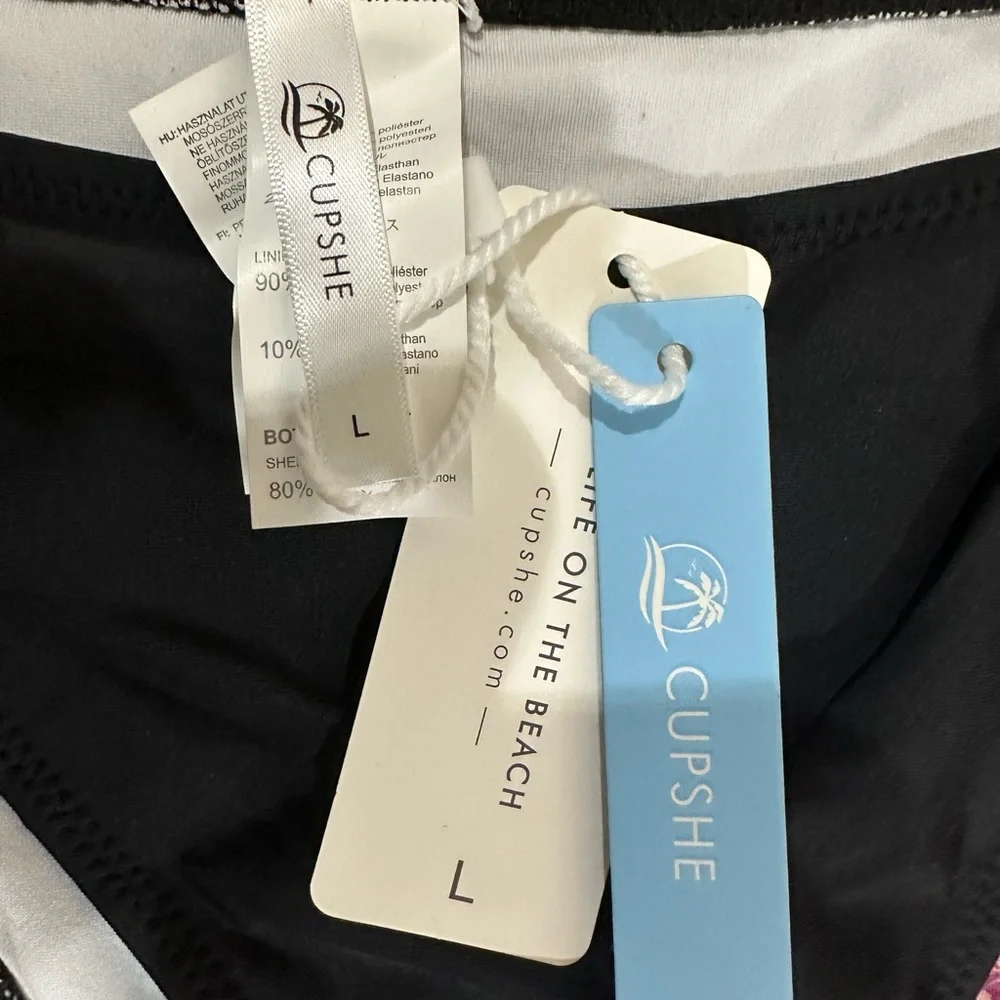 #101, CUPSHE Women's Bikini Swimsuit Front Lace Up Two Piece Bathing Suit - Picture 3 of 3